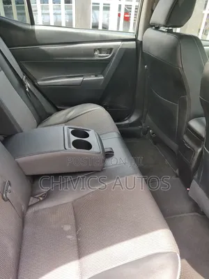 Toyota Corolla 2015 Silver