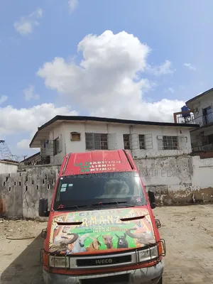 .	Well-maintained Van For Hire In Surulere