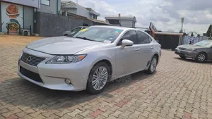 Lexus ES 350 FWD 2013 Silver