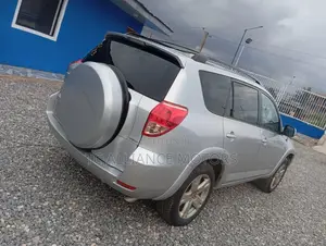 Toyota RAV4 200 4X4 Automatic 2008 Silver