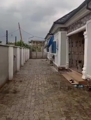 3bdrm Bungalow in Warri for sale