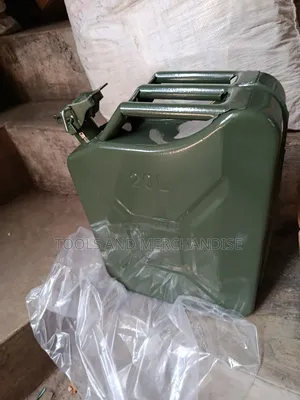 20-Liter Jerry Can (Army Jerry Can)