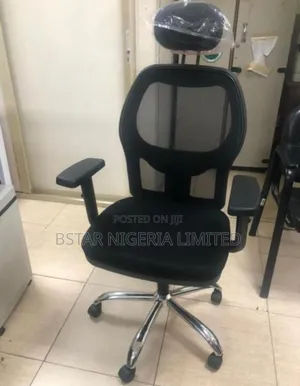 Office Ergonomic Chair (Adjustable Hand and Headrest)