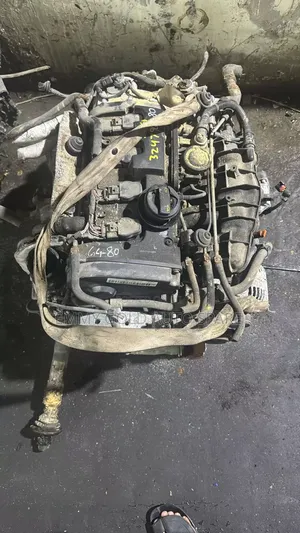 4 Cylinder Ford Engine Available