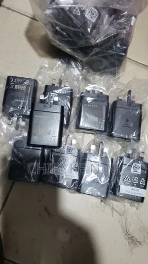 Samsung Super Fast Charger 45 Watts