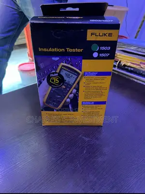 Fluke 1503 Insulation Tester