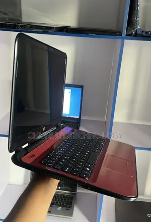 Laptop HP Pavilion 15-eh0050wm 4GB Intel Core i3 HDD 500GB