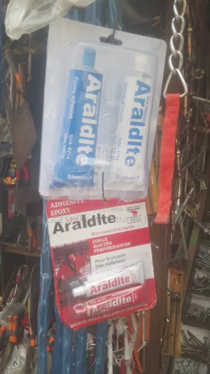 Araldite Glue