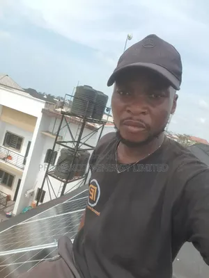 Pro Solar and Inverter Systems Installer