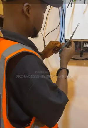Prof Solar Installer
