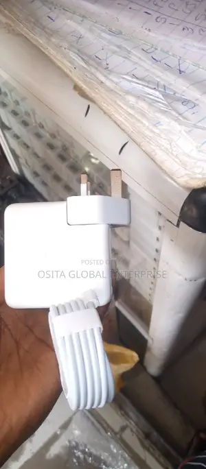 61watts Apple Type C Charger