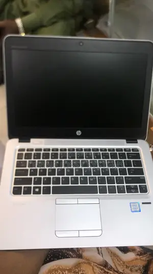 Laptop HP EliteBook 820 G3 8GB Intel Core I5 SSD 256GB