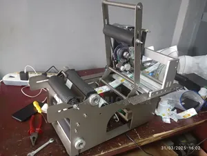 Round Bottle Labelling Machine With Coding