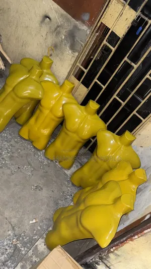Male Half Cover Display Hanger Mannequin