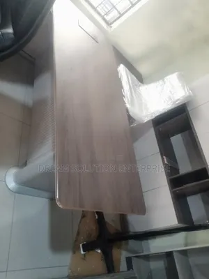 Quality Executive Table With Led Light