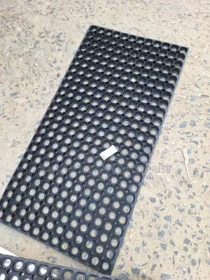 Hollow Doormat - 70cm X 100cm