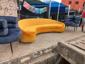 Classic Curved Sofa With Singles
