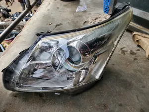 Headlamp for Toyota Avensis 2010