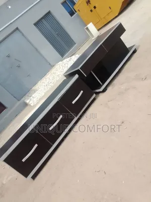 Top Quality Tv Stand and Adjustable Center Table