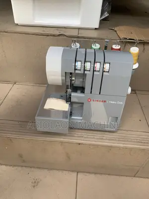 Singer Heavy Duty Serger Machine Hd0405a