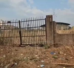 12 Shareable Plots of Land for Sale