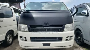 Toyota HiAce 2012 White
