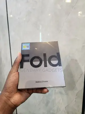 New Samsung Galaxy Z Fold4 256 GB