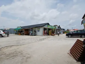 Shops and Office Spaces in a Complex at Ado Road, Ajah