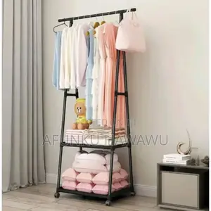 Triangle Cloth Rack (Black)