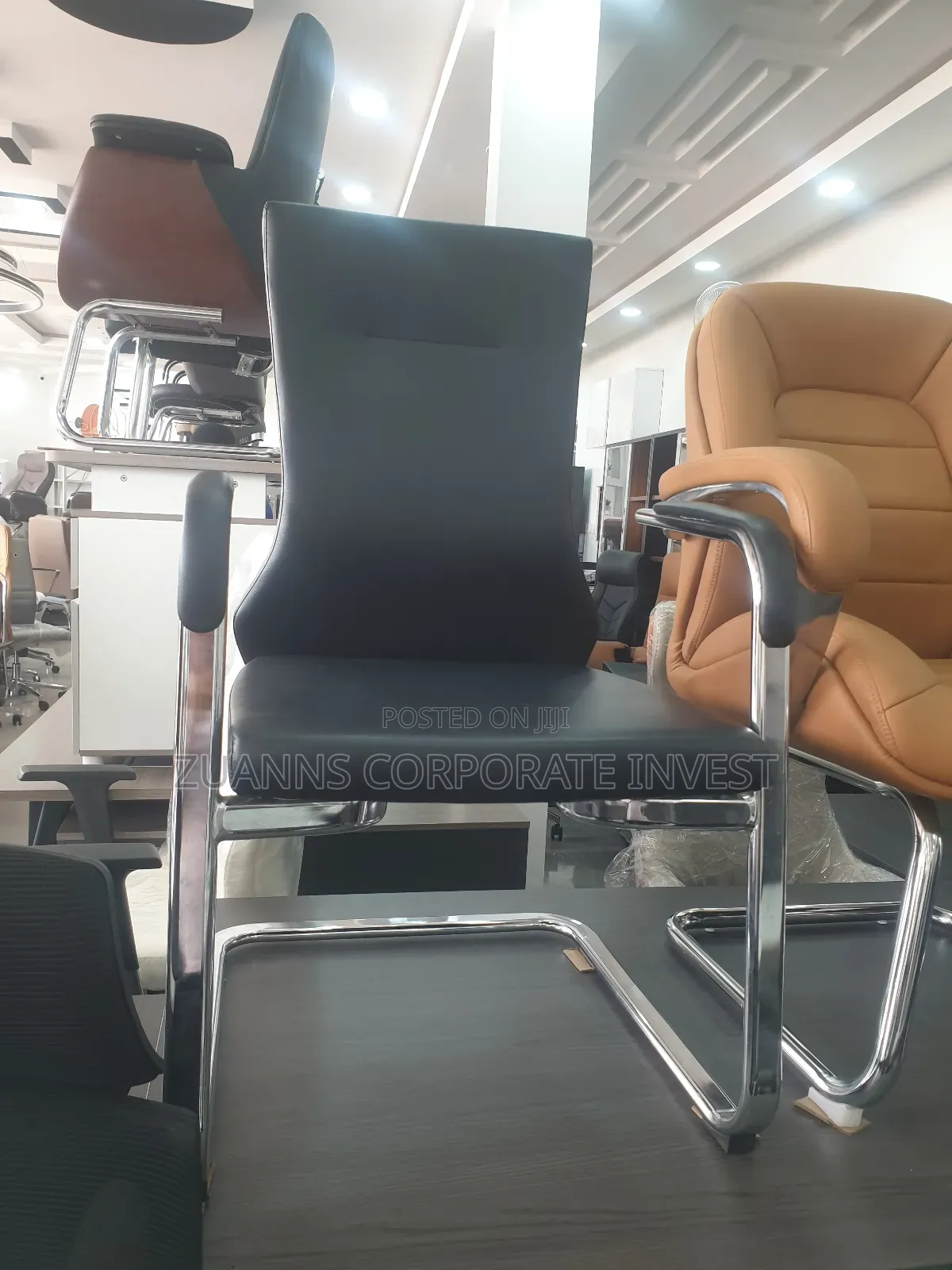 Non-Swivel Cahi
