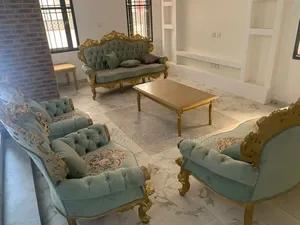Brand New Foreign Dubai Settee Royal Sofa