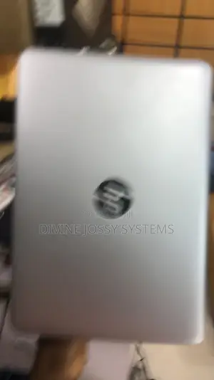 Laptop HP EliteBook 820 G3 8GB Intel Core I7 SSD 256GB