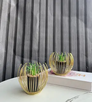 Round Cage Flower