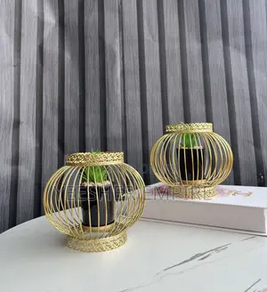 Onion Cage Flower