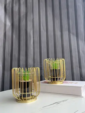 Cage Flower
