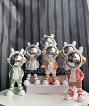 Astronaut Home Decor Statue