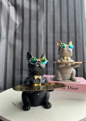 German Bull Decor With Tray