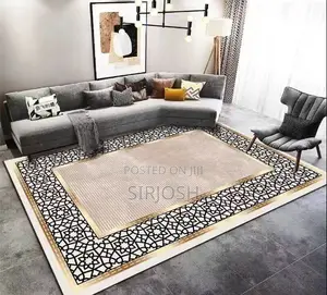 Fluffy Center Rug