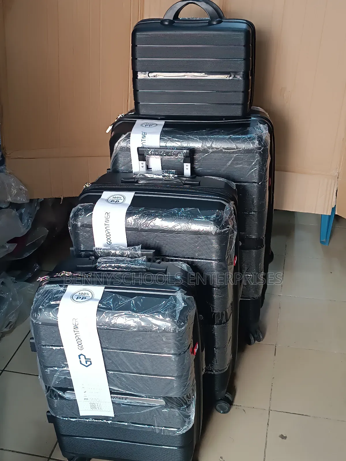 Black Gp Set 4 Expandable Unbreakable Rubber Box Antitheft