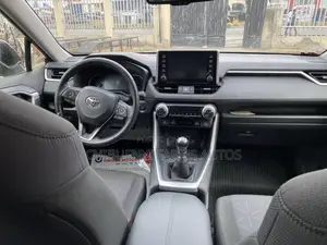 Toyota RAV4 2022 Red