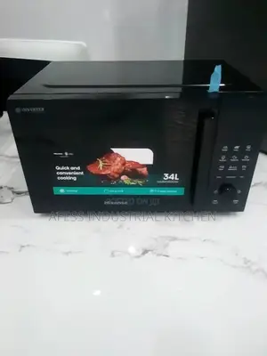 Commercial Microwave Oven