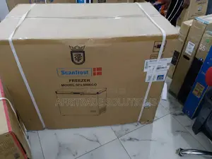 Energy-Efficiency 300litres Scanfrost Chest-Deep Freezer