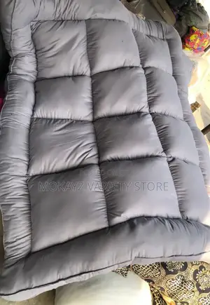 High Quality Bed Topper(Available in Different Colors)