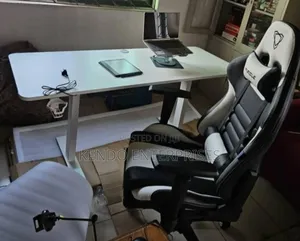 Executive Gaming Table and Chair