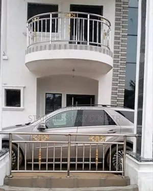 Stainless Arc Balcony Railing Tix