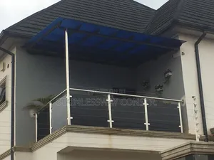 Dark Grey Glass Stainless Railing Pulse