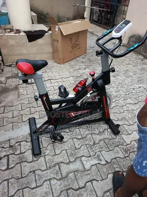 Spinning Bike Exercise Machine