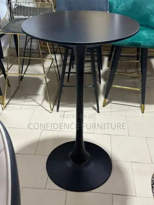 Quality Fibre Top With Long Metal Bar Stool