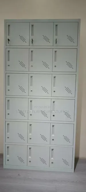 Metal 18 Doors Lockers