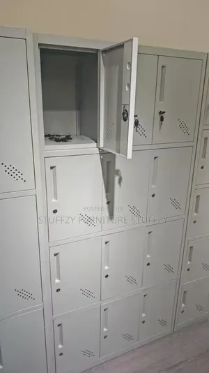 Stuffzy 12 Doors Metal Workers Lockers